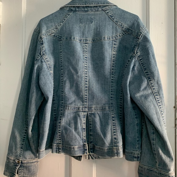 Jean jacket - Picture 2 of 2